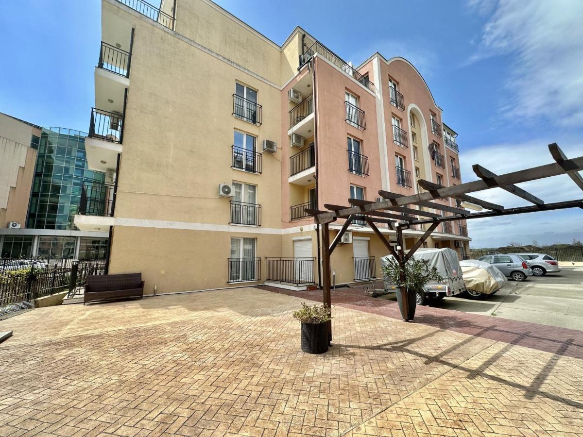 Cozy Apartment Slantschew brjag Exterior foto